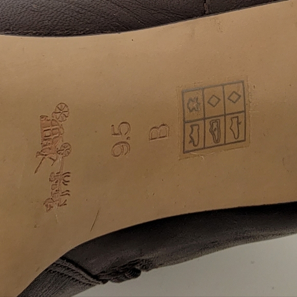 Coach Hickory Ankle Booties in Saddle size 9.5 Brown Heeled Boots Leather Stud - Picture 12 of 14